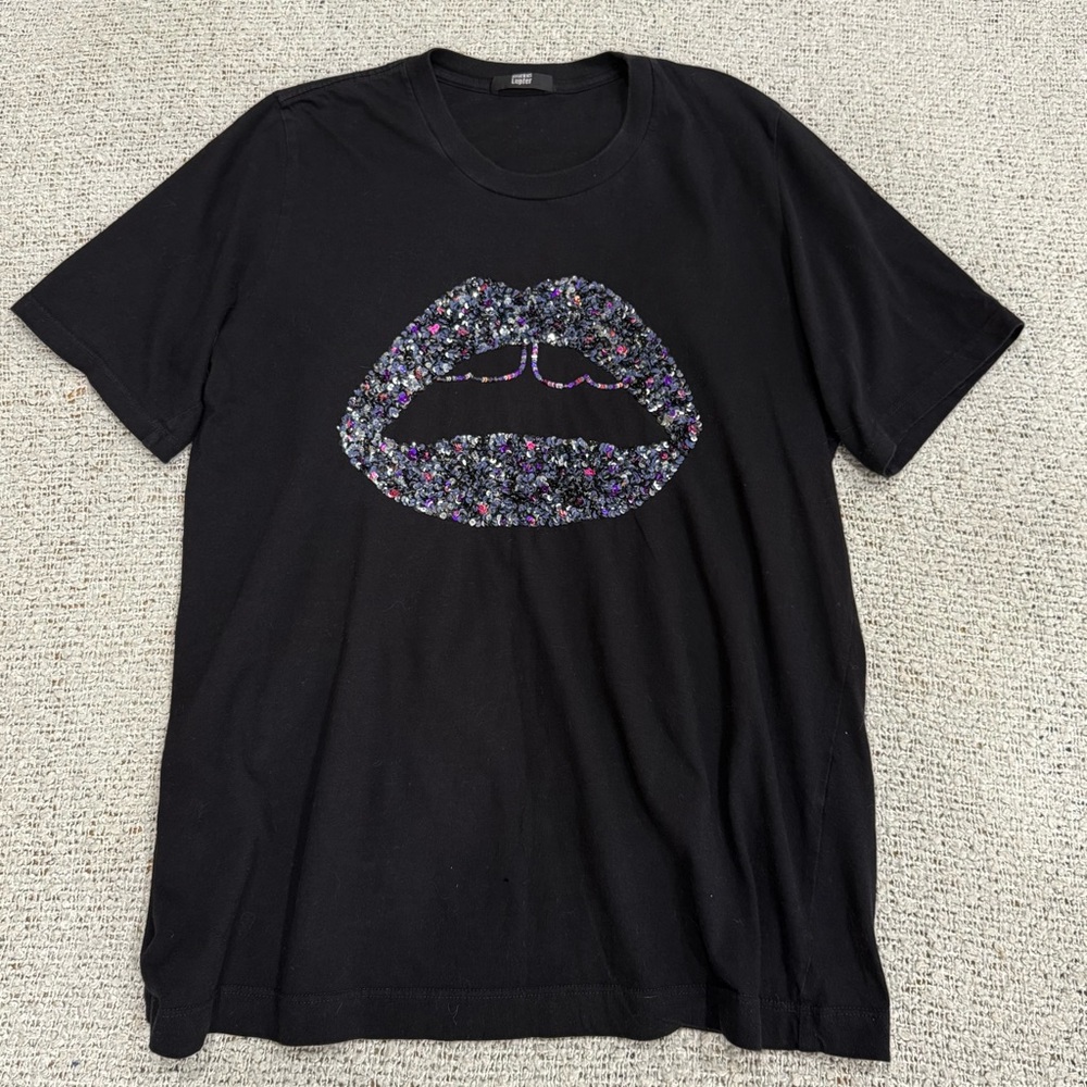 Markus Lupfer Black Tee with Sequin Lips Fits like M/L